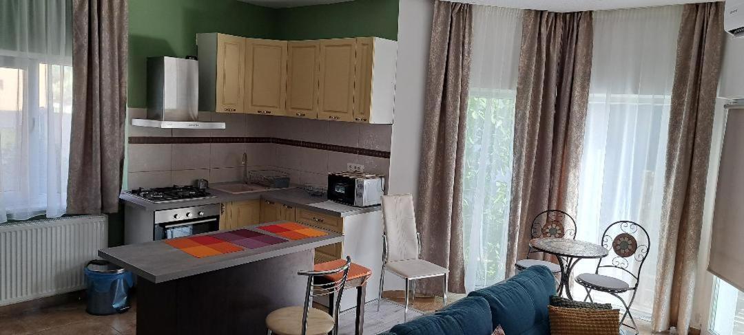 ホテル Casa Alba ナボダリ エクステリア 写真